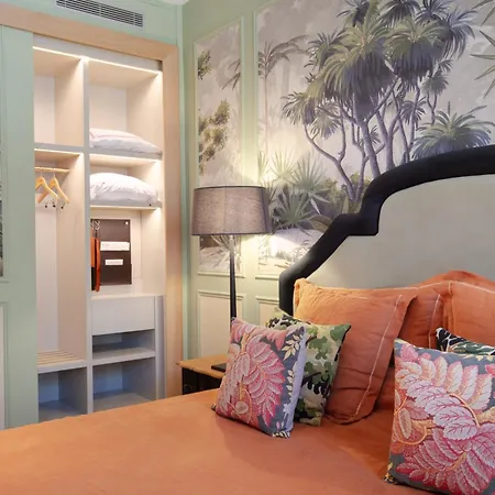 Le Cep & Beaune (Cote d'Or)